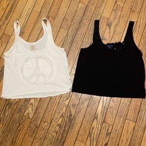 Bundle 2 American Eagle Crop Top Tanks M Like New
